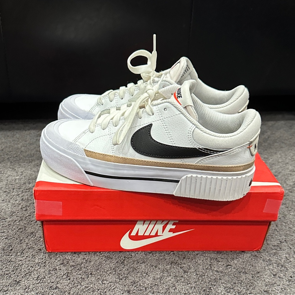 Nike White and Black Court Sneakers